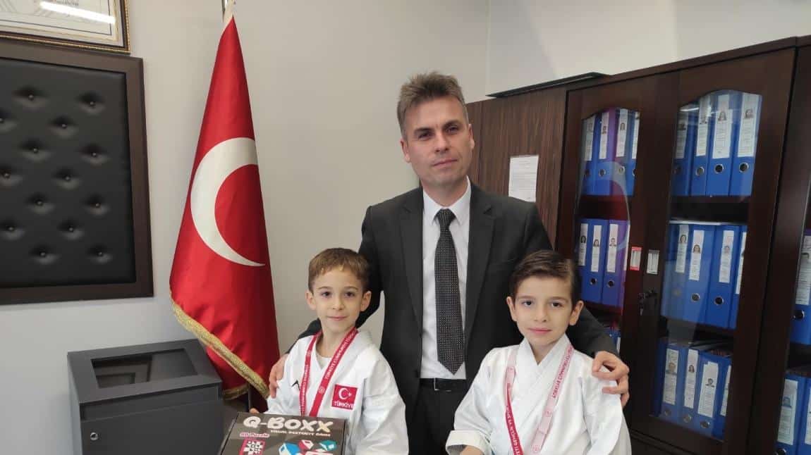 İstanbul Karate 1.si ve 2.si